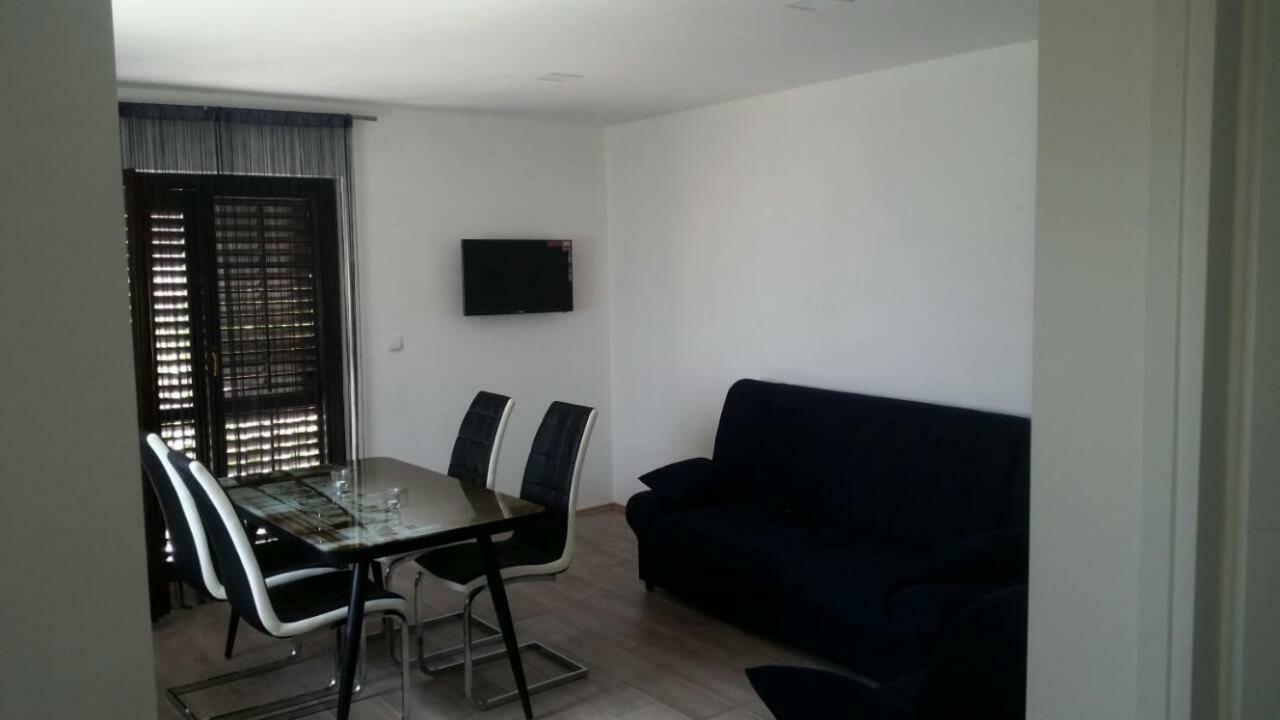 Apartmani Jadranka Vodice Eksteriør billede