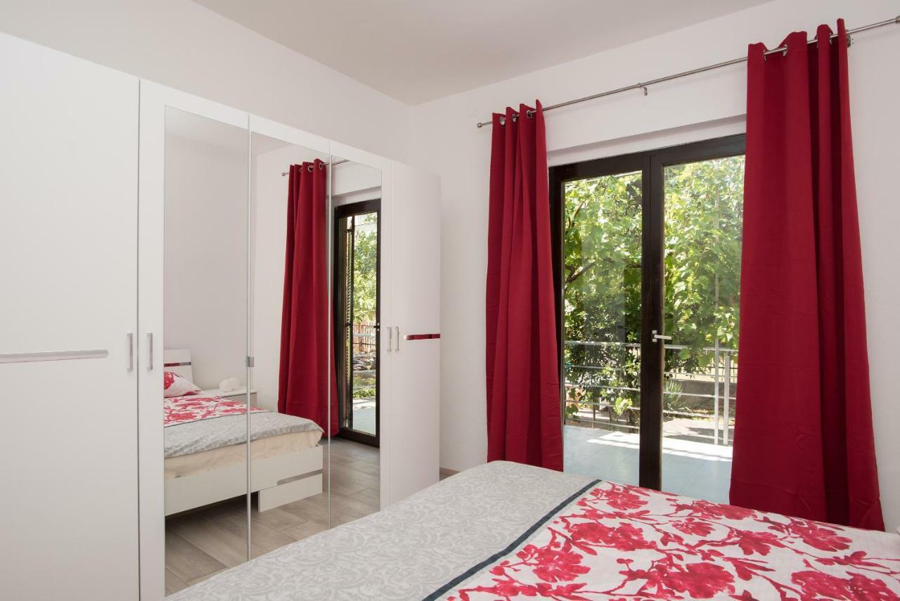 Apartmani Jadranka Vodice Eksteriør billede
